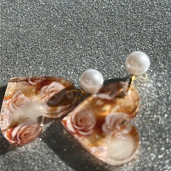 Dangle earrings - Picture 3 of 3